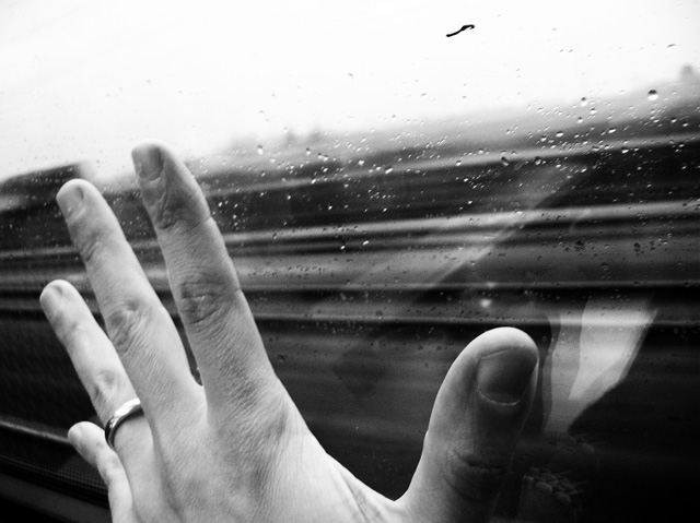 Scivola via ... sotto le dita ...