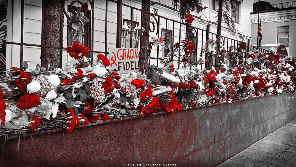 Non temere una morte gloriosa. Morire per la patria - a vivere.