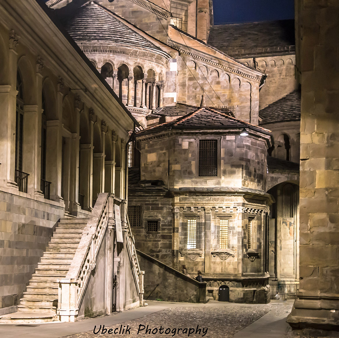 Di notte in citt� Alta Bergamo