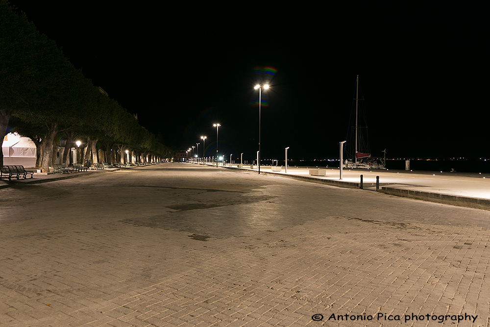 la marina di siracusa deserta
