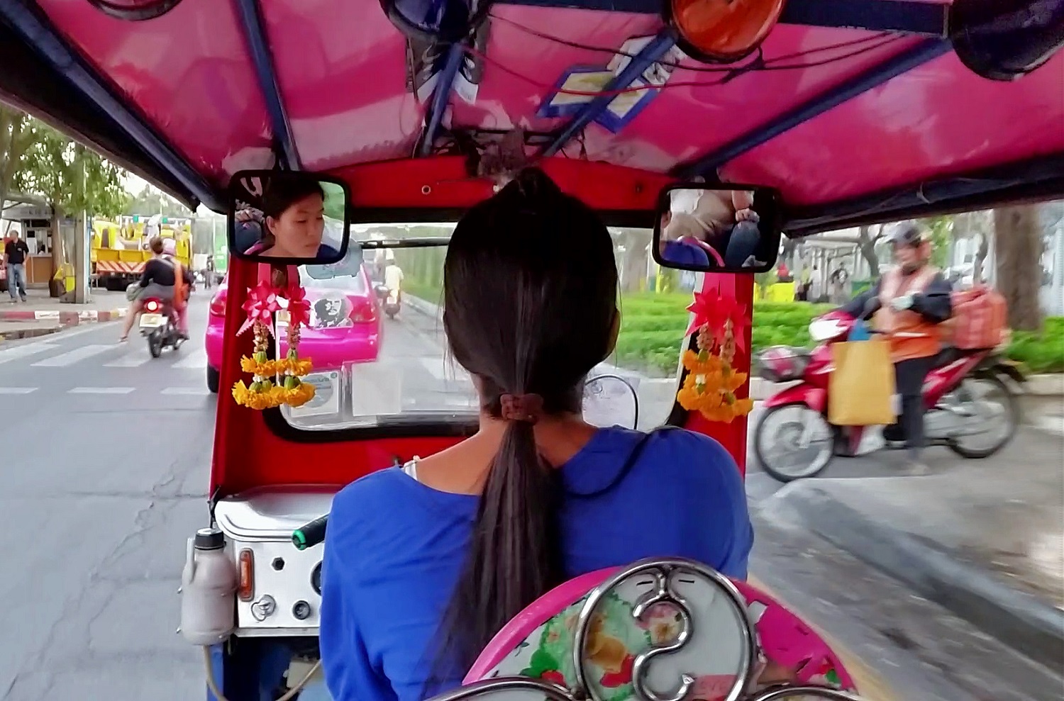 Tuk tuk woman