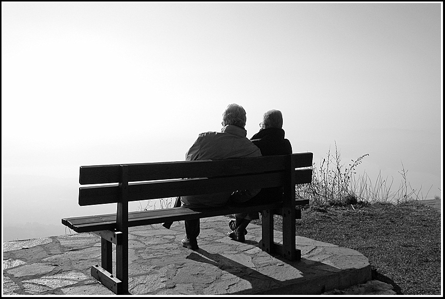 Due sguardi nel vuoto