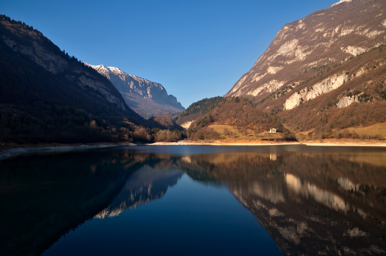 Gioiello tra i monti