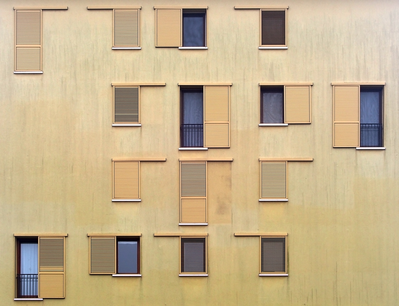 Finestre di condominio