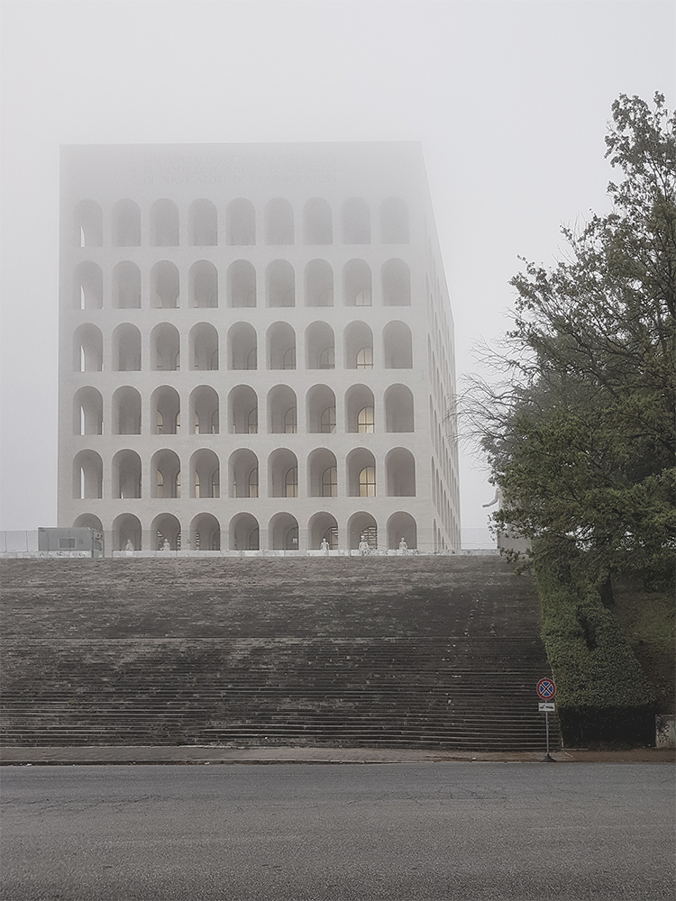 Nebbia a Roma...
