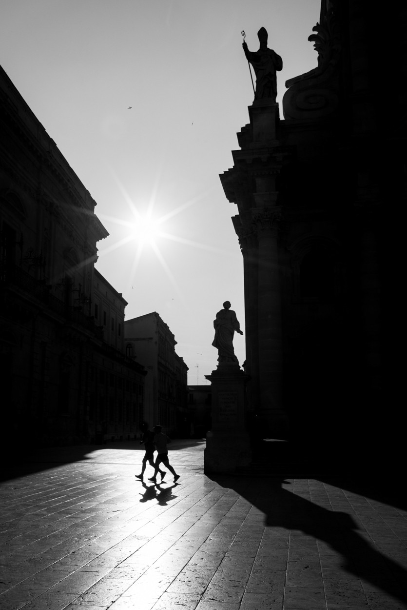 Chi non ha testa abbia gambe