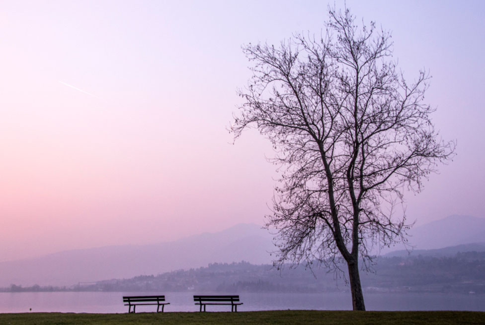 tramonto sul lago di Pusiano