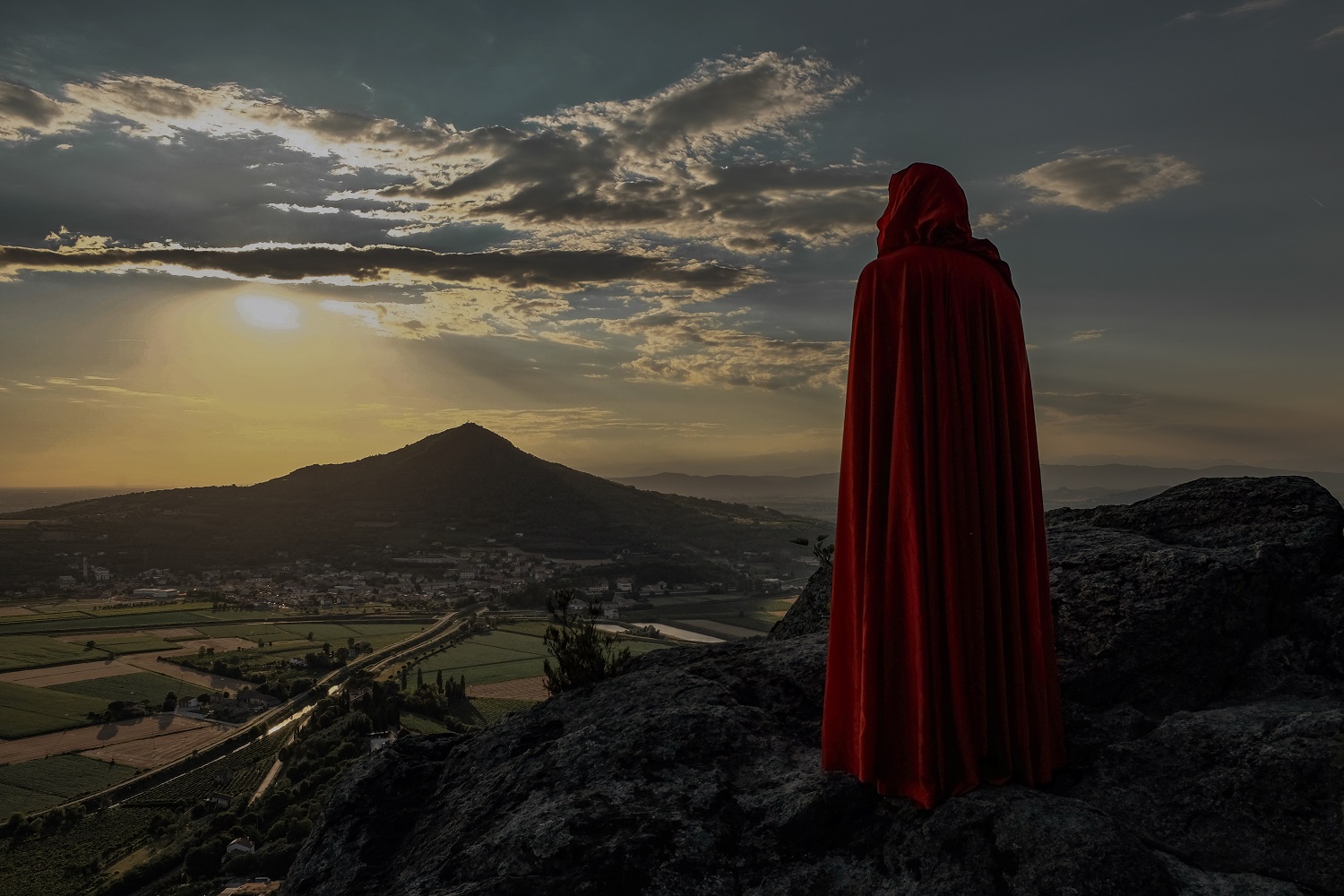 IL MISTERO DI MADAME ROUGE