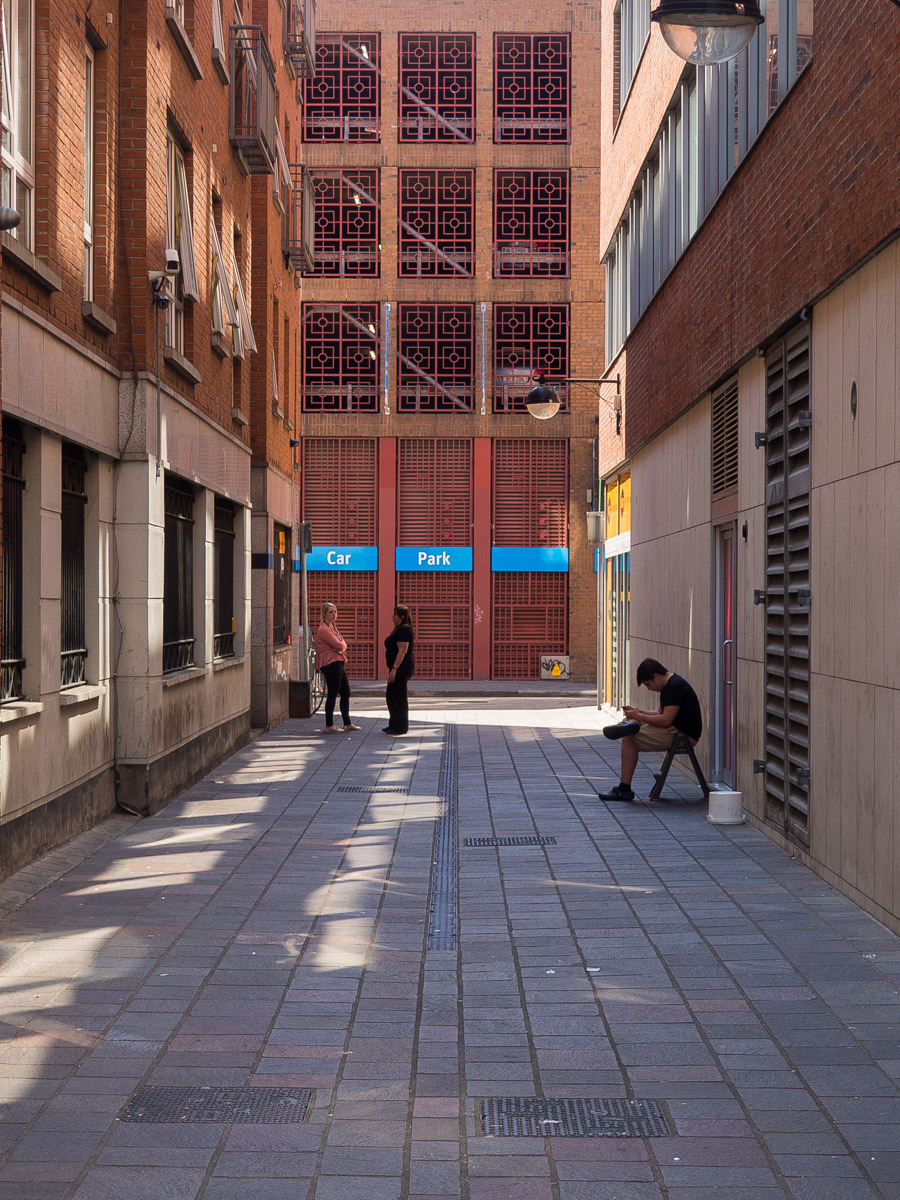 Due provano uno studia