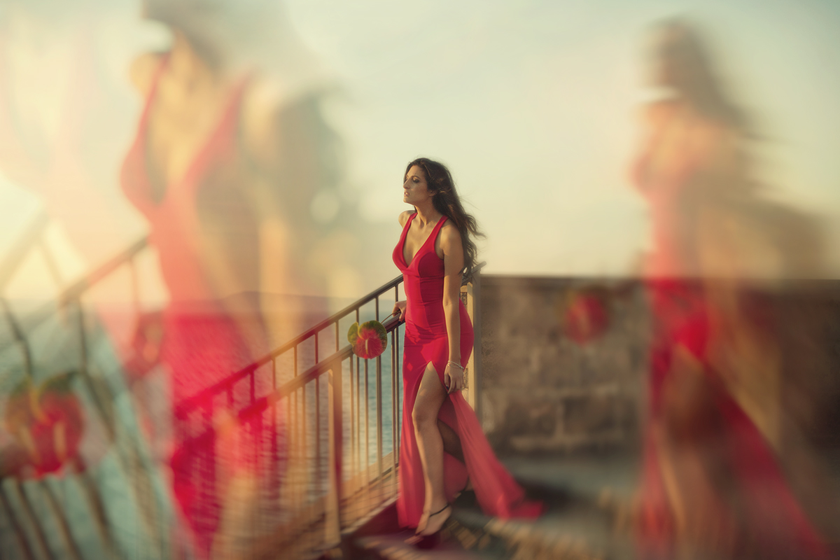 Red Escape/Raffaella