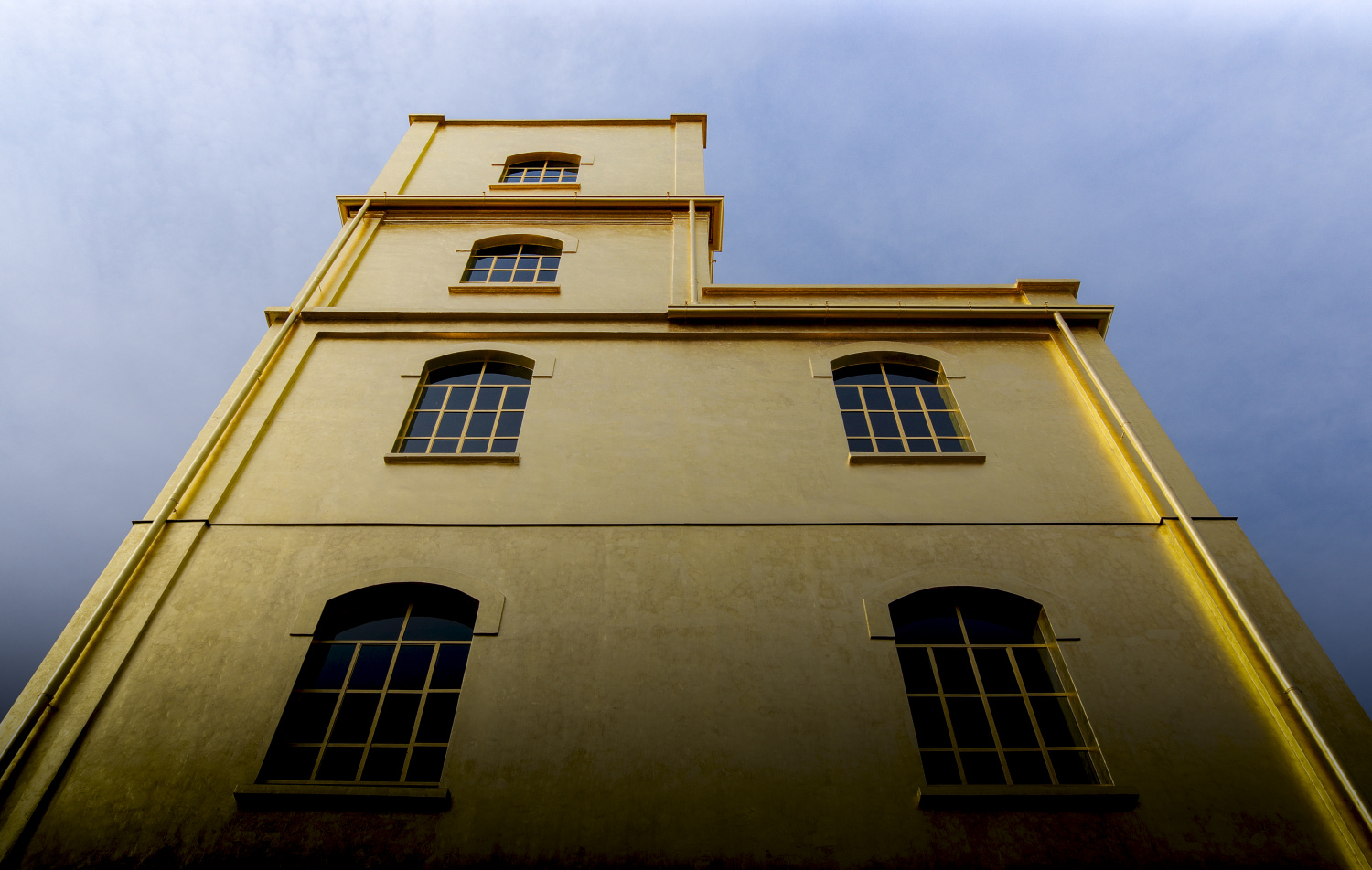 Fondazione Prada #3 (Haunted House)