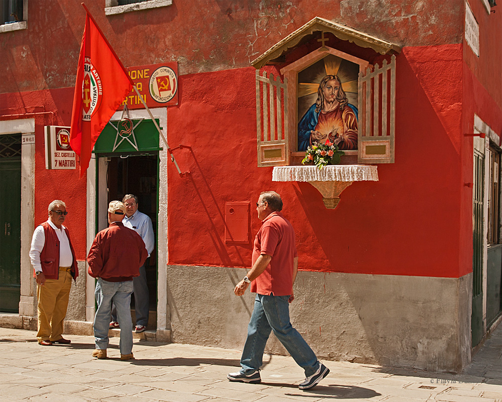 Il diavolo e l'acqua santa