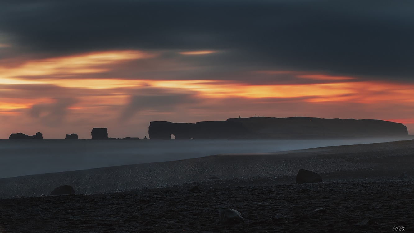 Reynisfjara black sand beach
