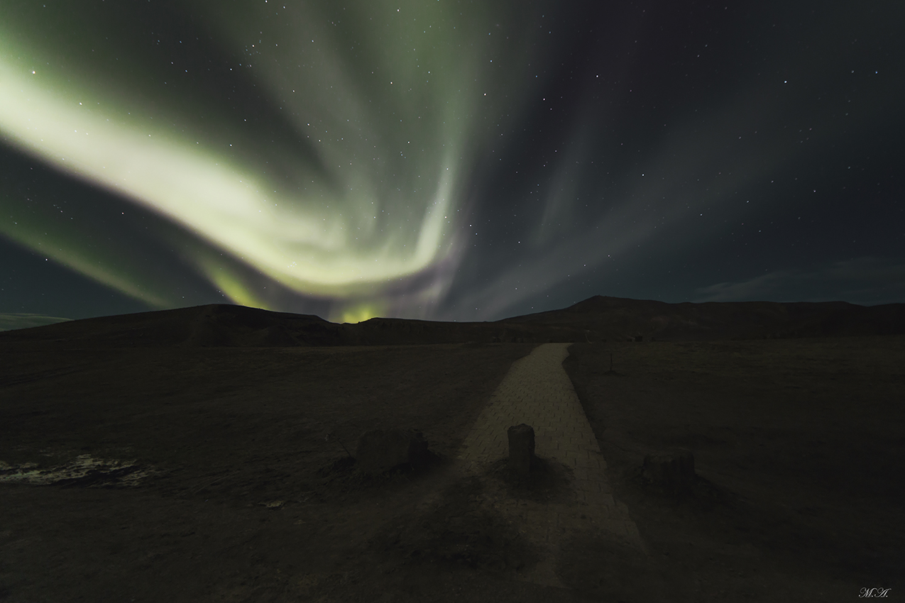 L'aurora nel vulcano 2