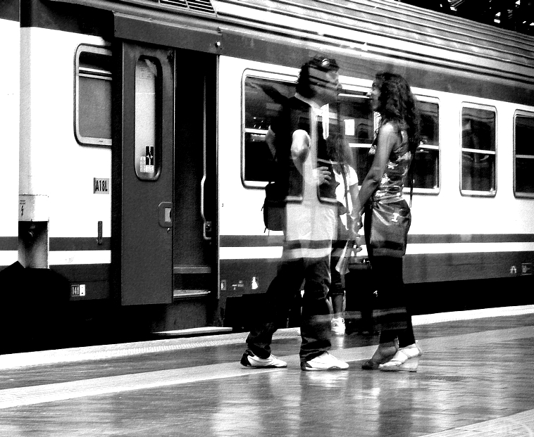 Quando mi guardi cos�, ..mi sento trasparente.