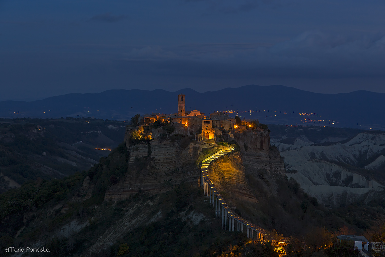Civita di Bagnoregio by night