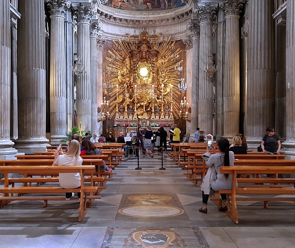 Non c'� pi� religione...