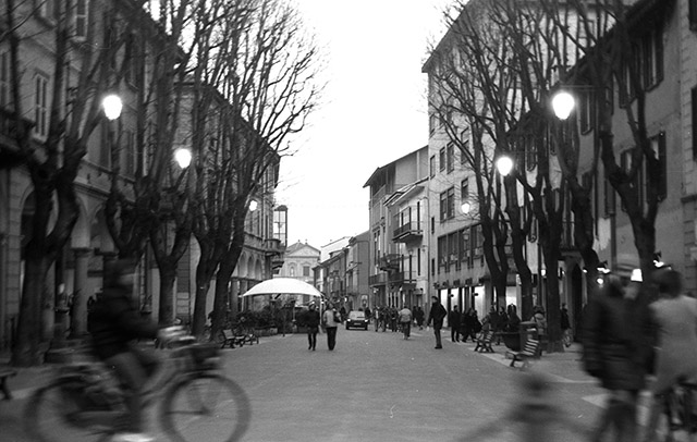 una passeggiata in corso