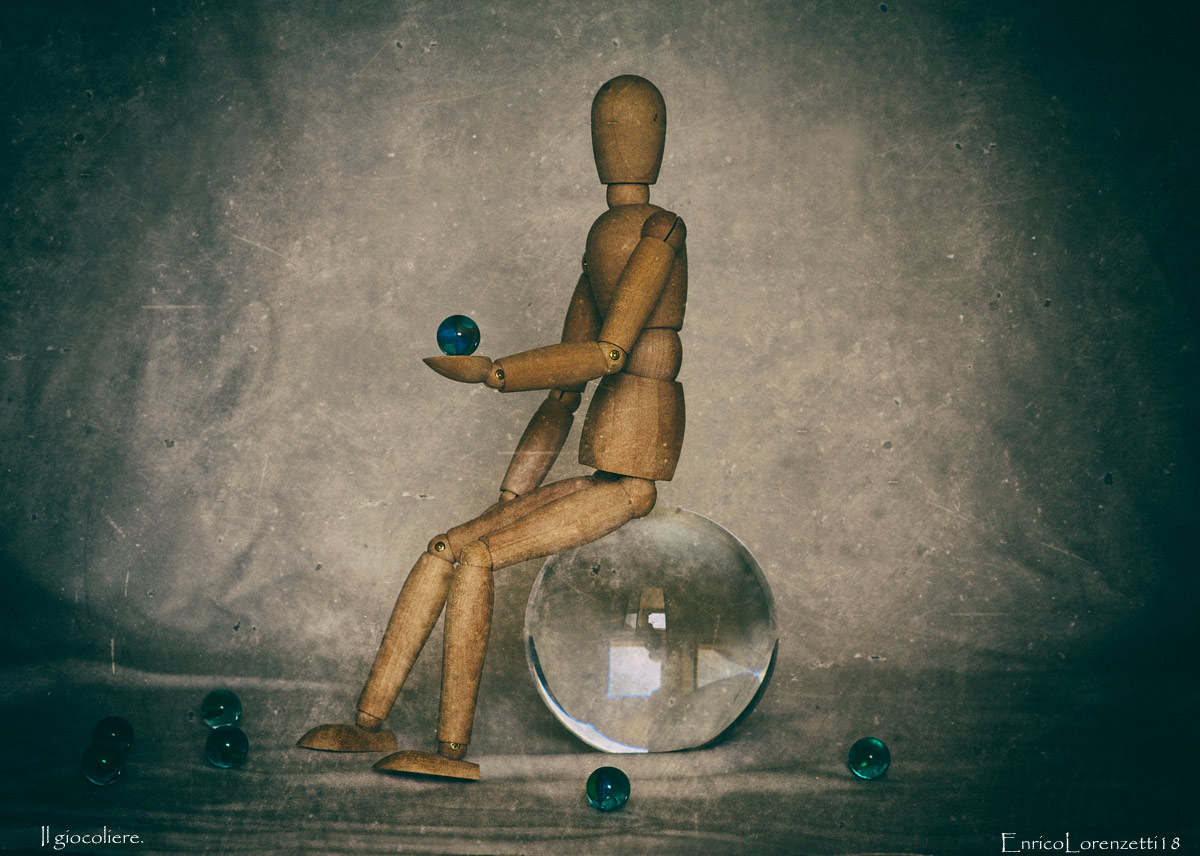 il giocoliere di palline..