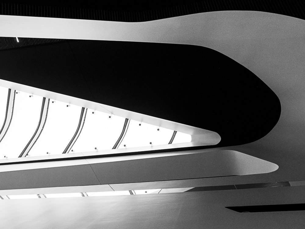 furto in piazza Tre Torri bis