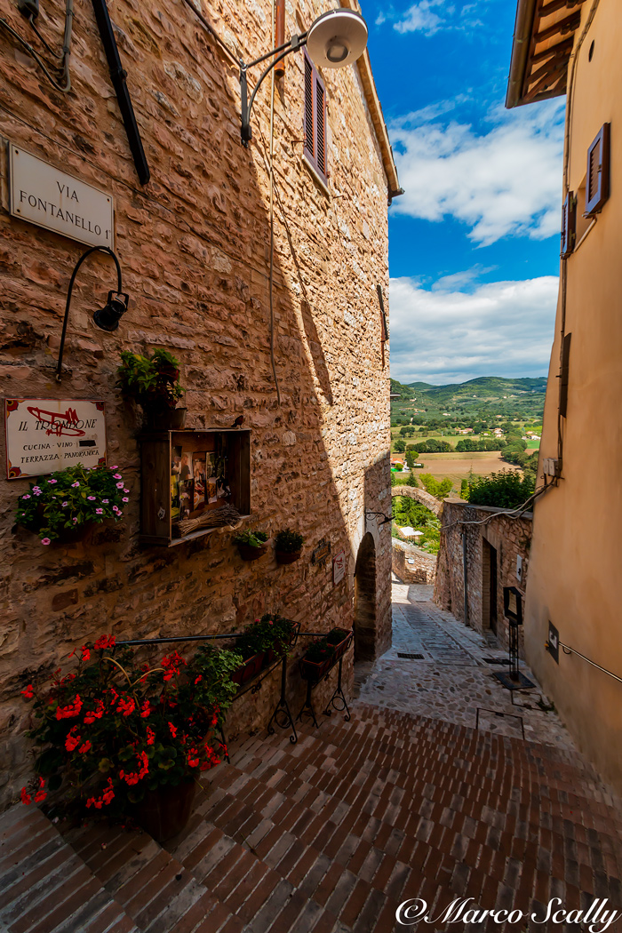 Vista di via Fontanello, Spello