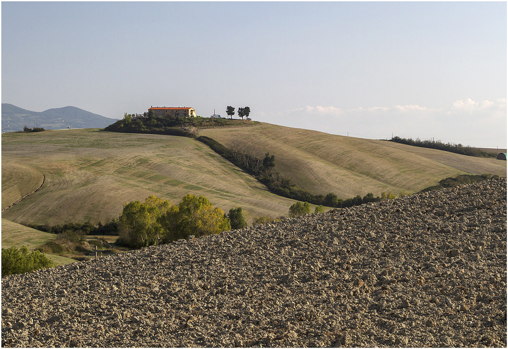 43�30'58.29''N, 10�27'33.34''E