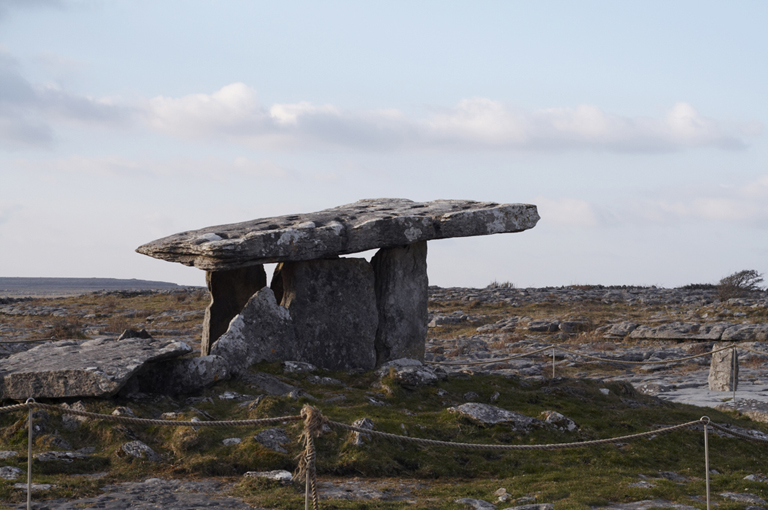 Poulnabrone Dolmen Poulnabrone Dolmen