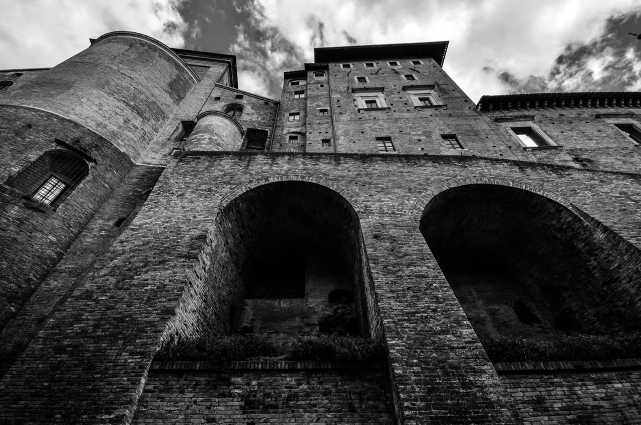 Palazzo Ducale - Urbino, veduta da C.so Giuseppe Garibaldi