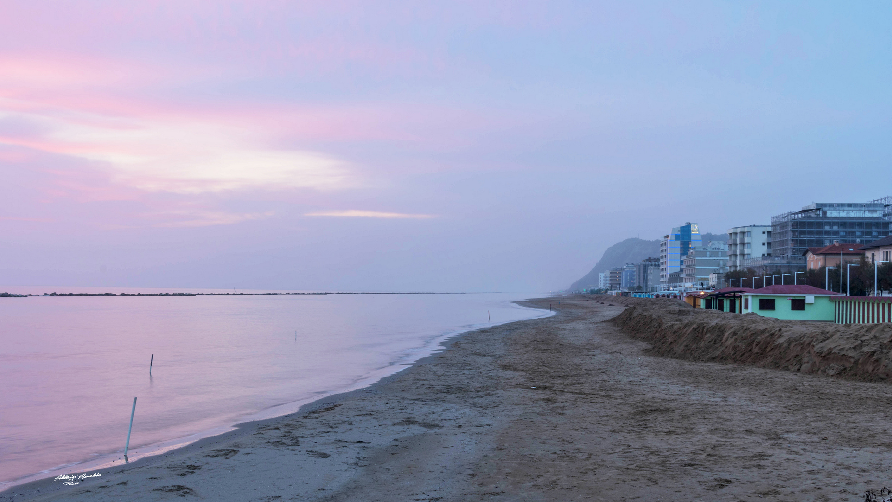 Alba Autunnale..  Mare di Pesaro.1