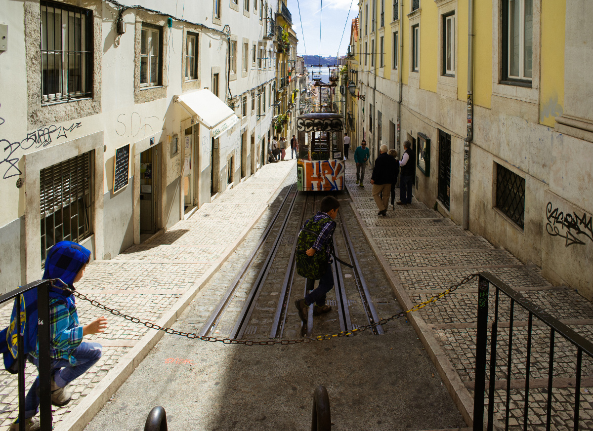 E gi� in fondo il mare