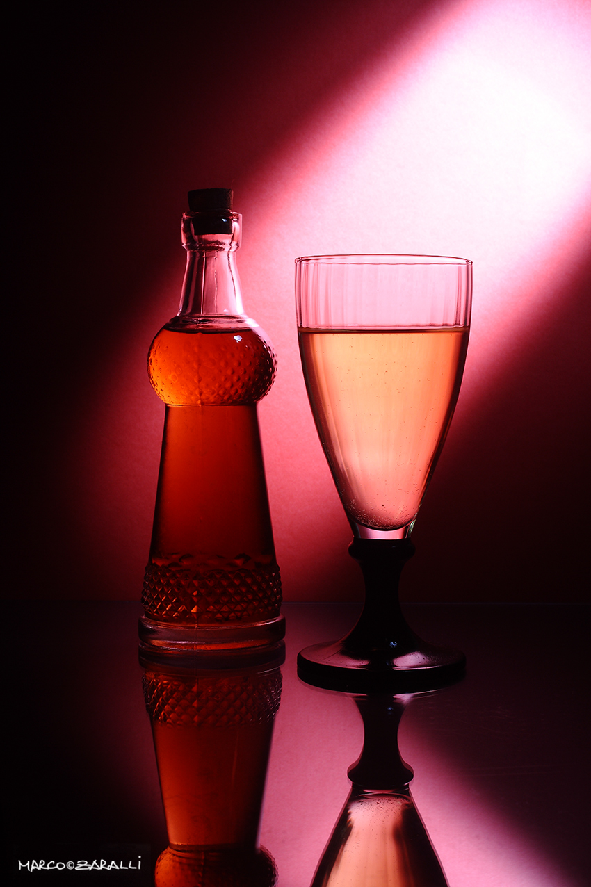 Bicchiere e bottiglia