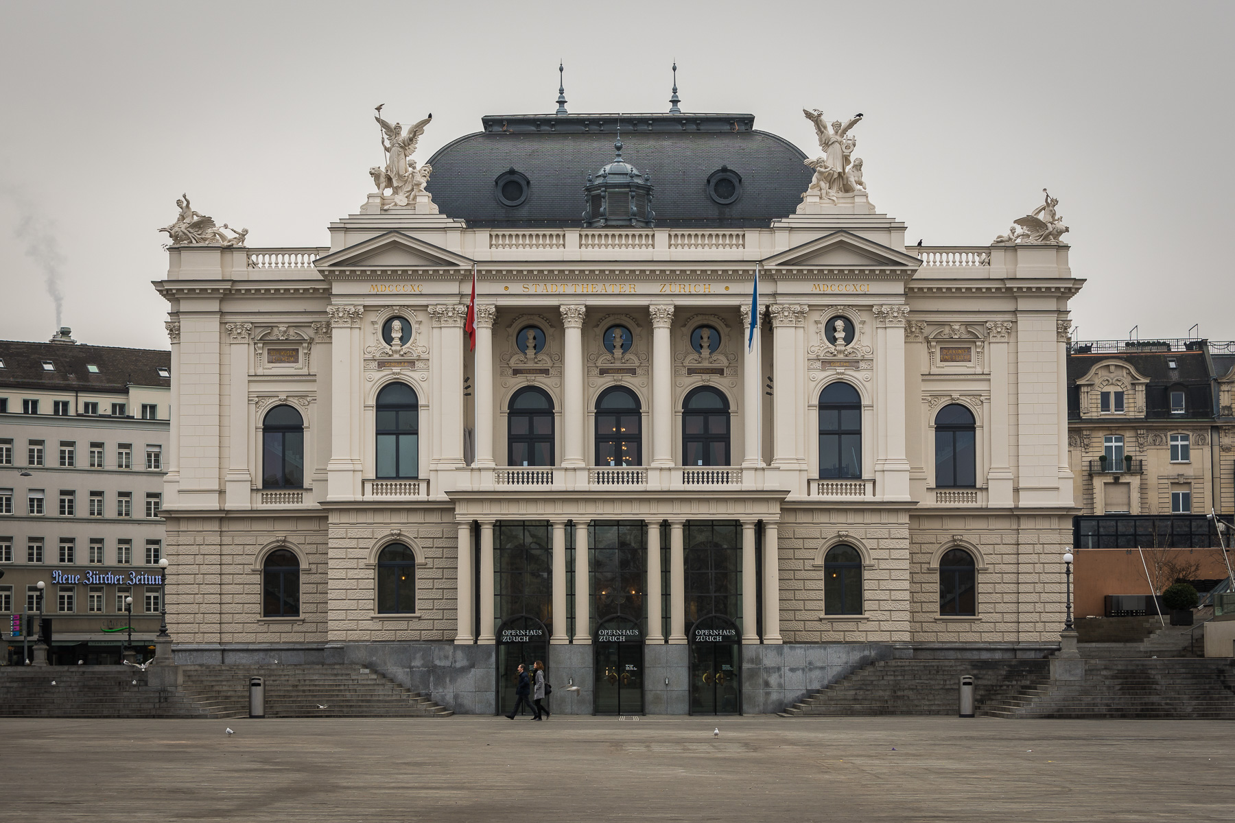 Opernhaus