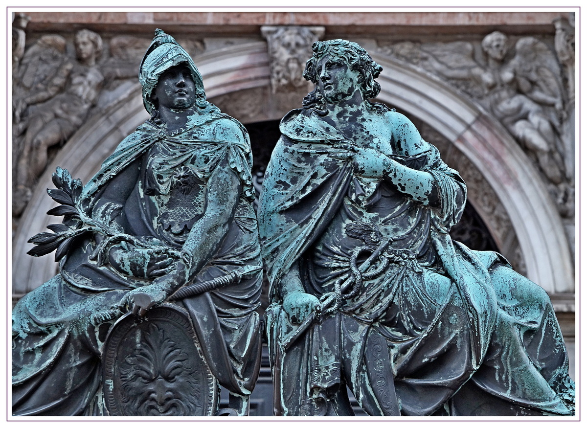 ....cancello ingresso....