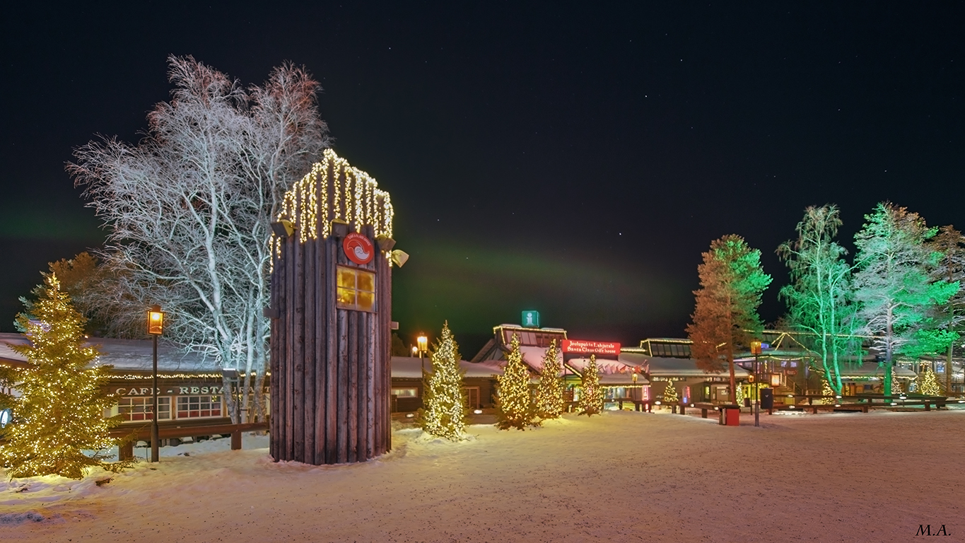 L'aurora al villaggio di Babbo Natale