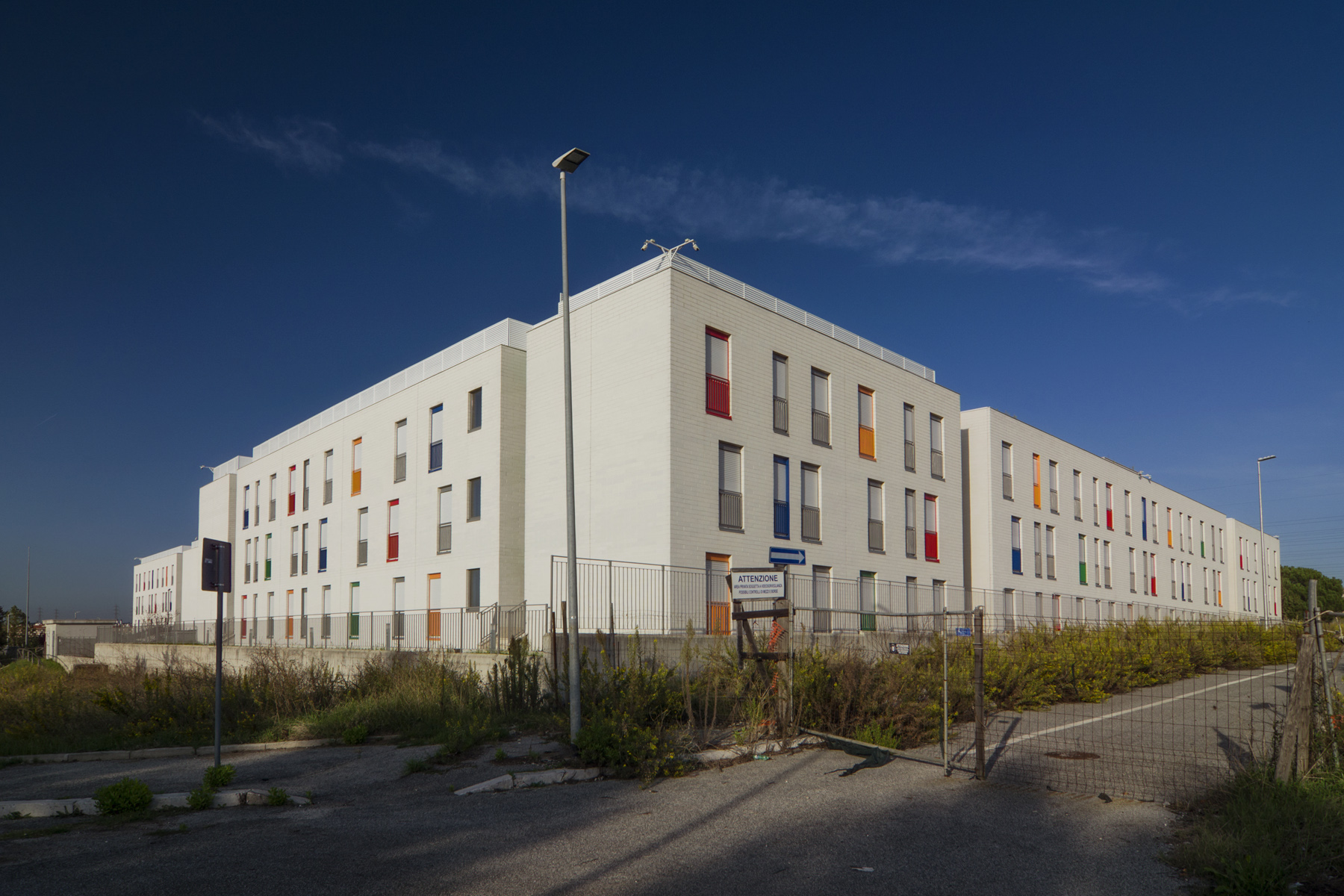 Casa dello studente, CaseRosse, Roma