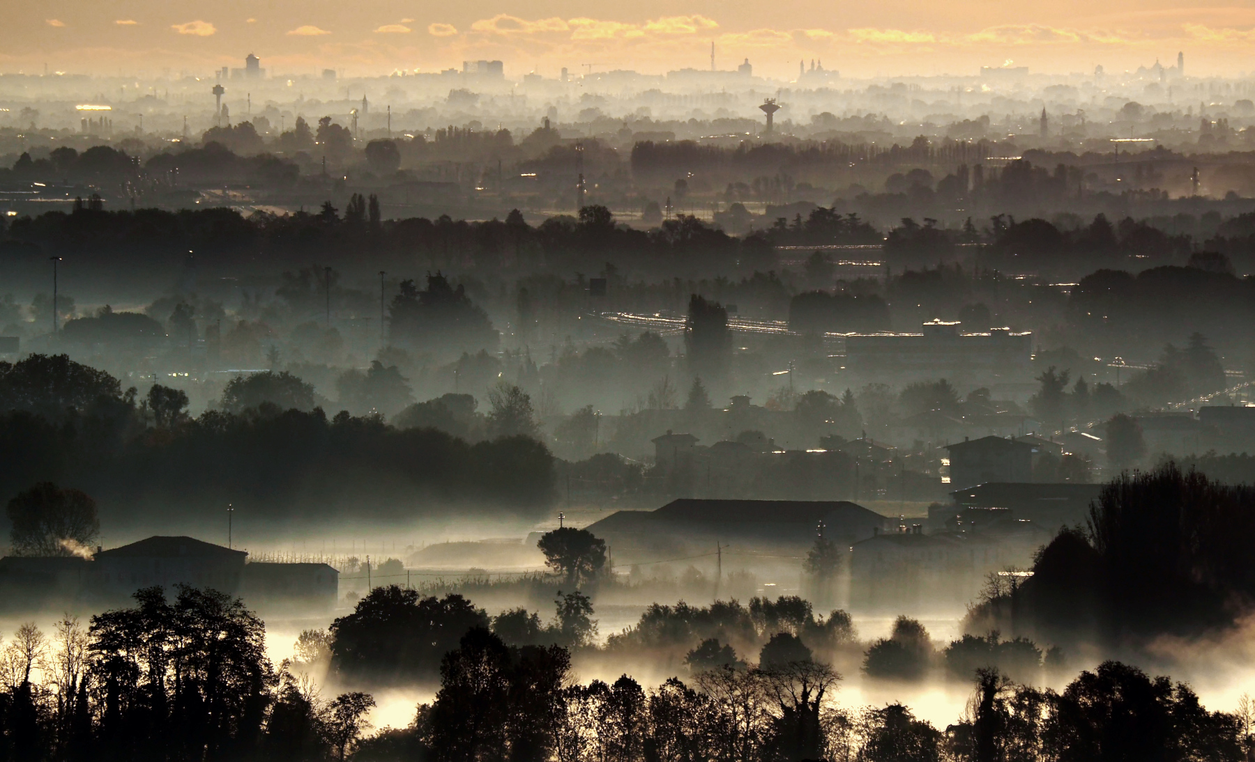 Alba sulla pianura veneta