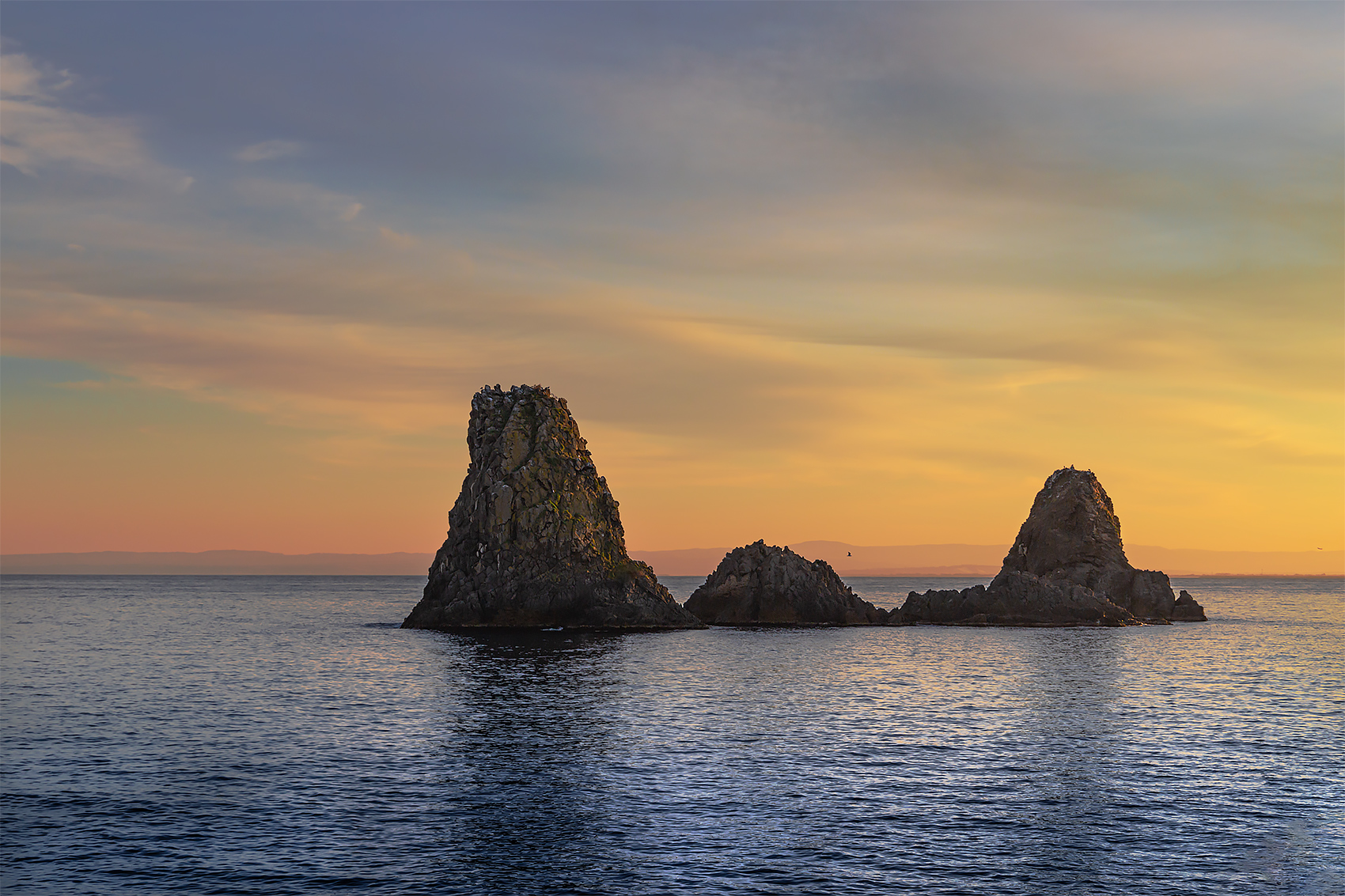 Tramonto su acitrezza