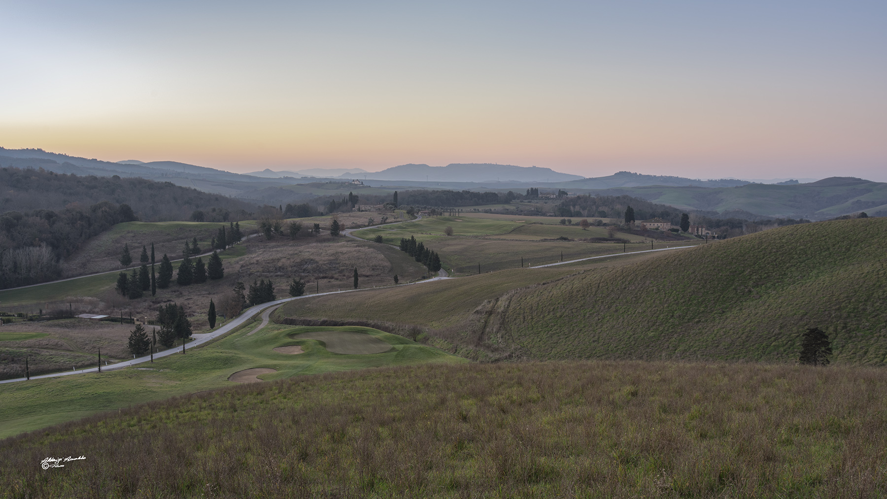 Percorrendo tra le colline toscane..