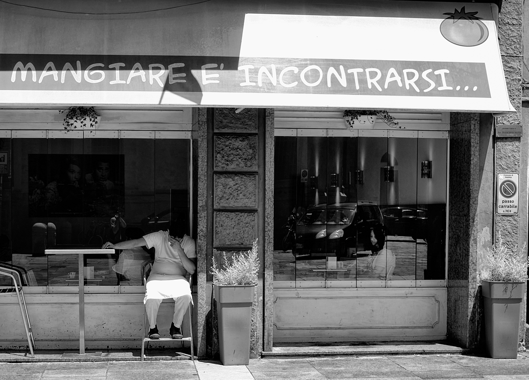 mangiare � incontrarsi