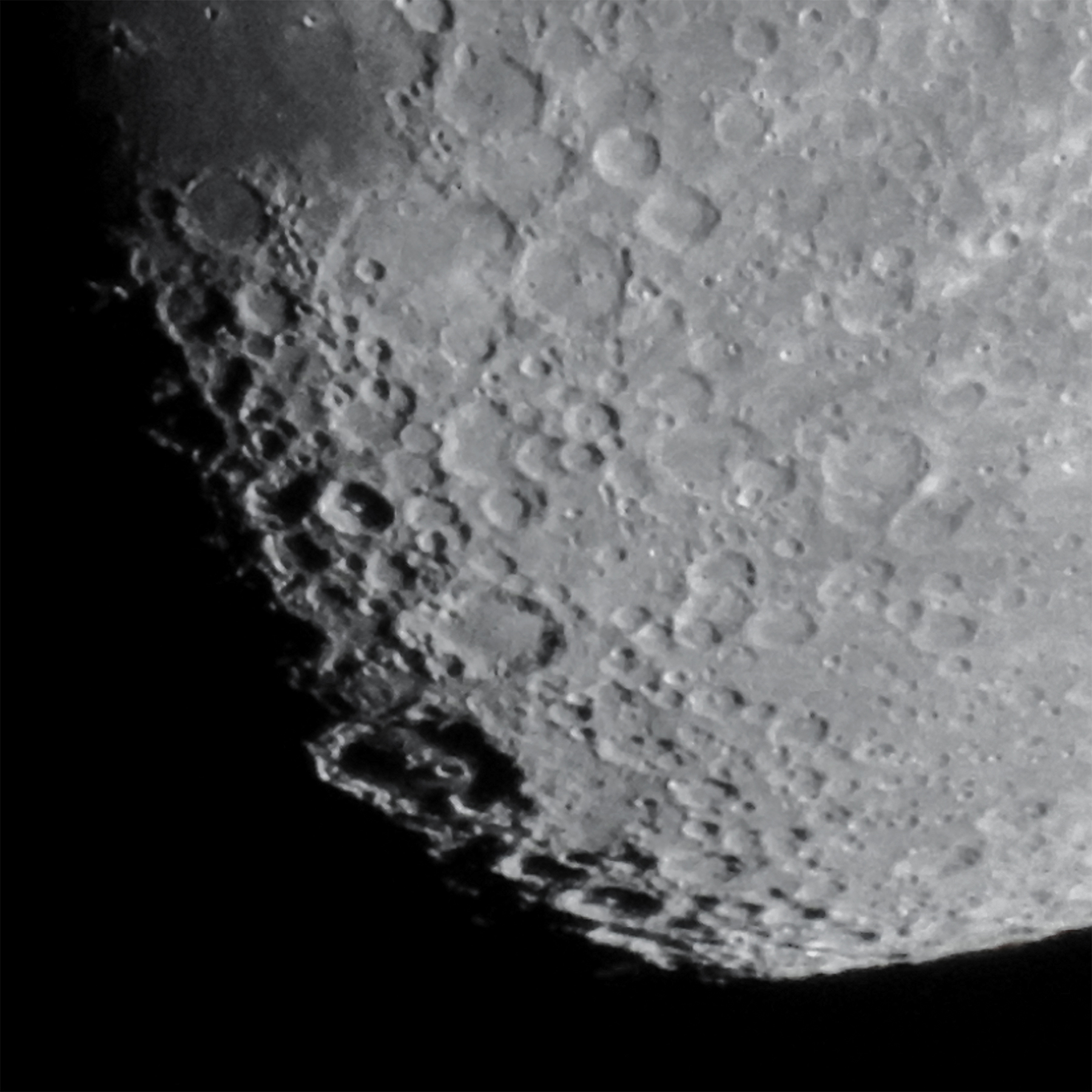 moon_27082020
