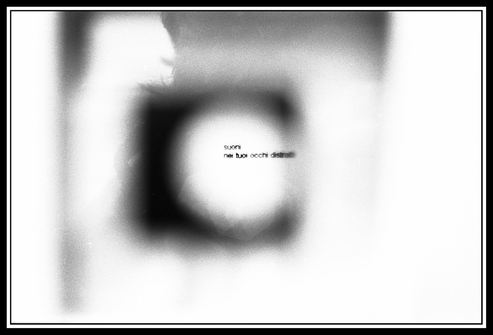 riflessioni in bianco nero