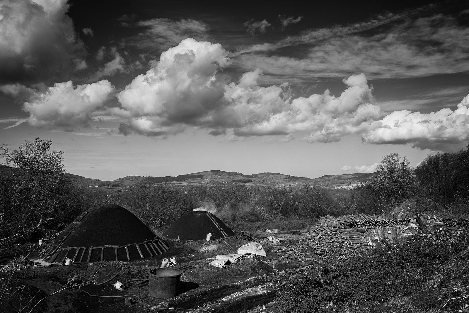 La costruzione della carbonaia - parte prima