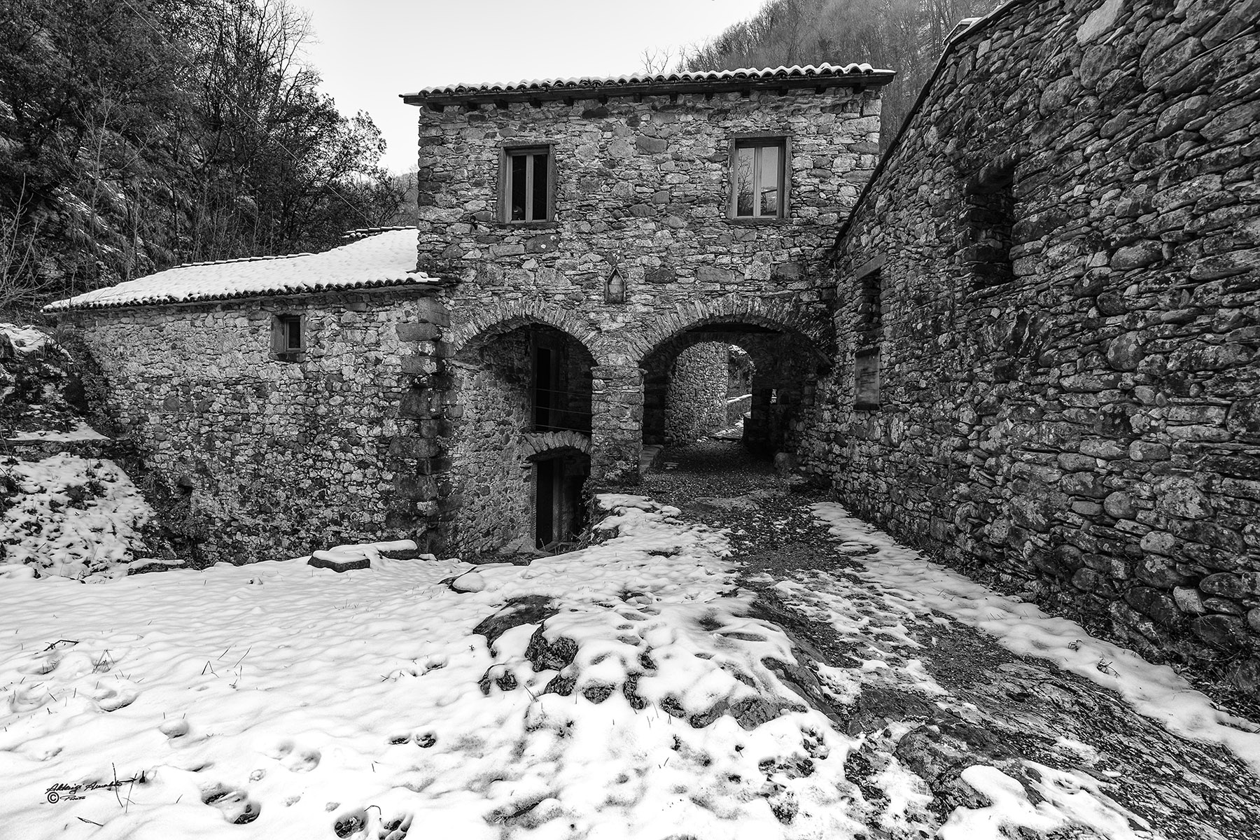 Il vecchio Mulino parte retro. Fabbriche di Vallico.