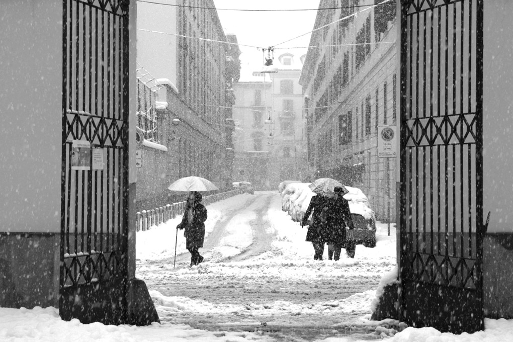Via Moscova sotto la neve