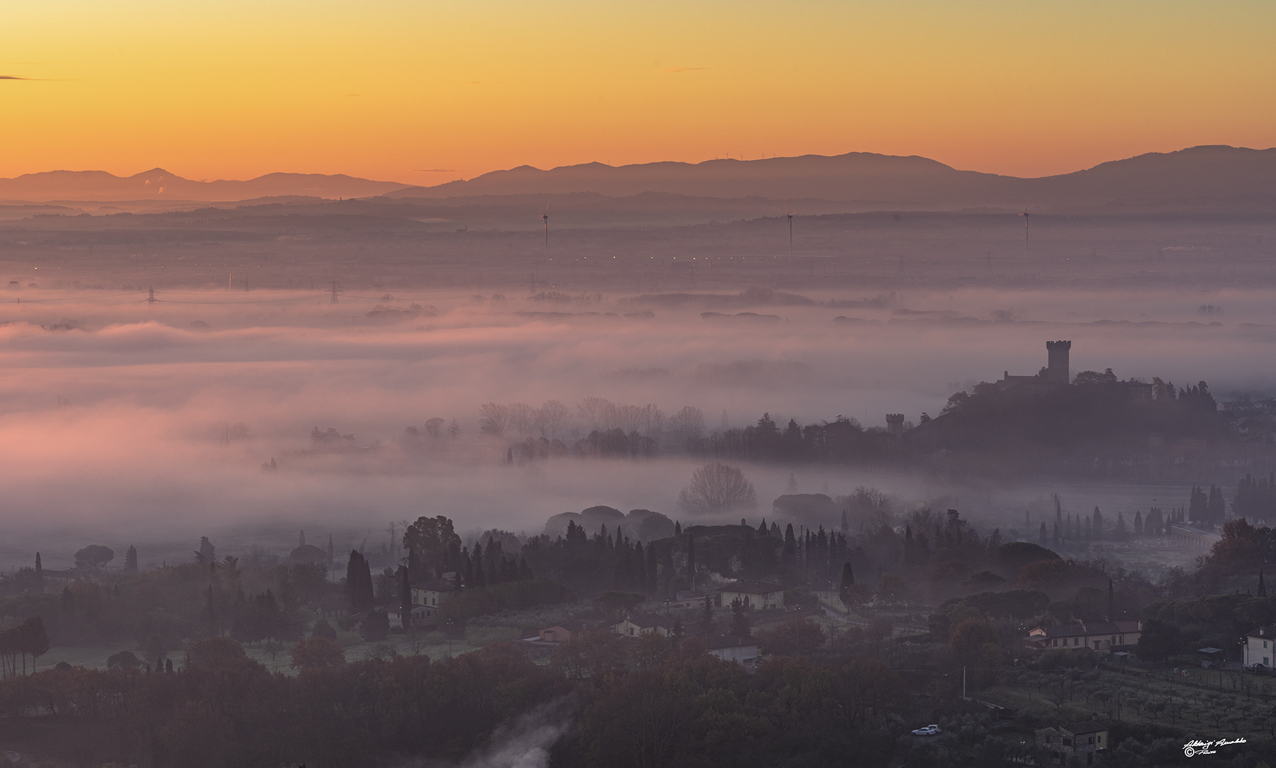 Nebbia all'alba in Pianura..0