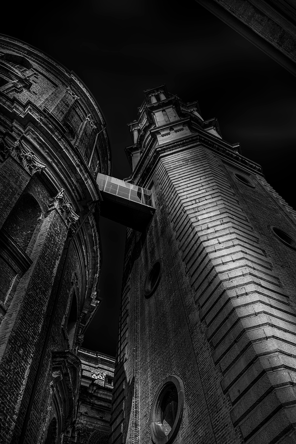 Novara -Basilica di S. Gaudenzio- Via Bescap�