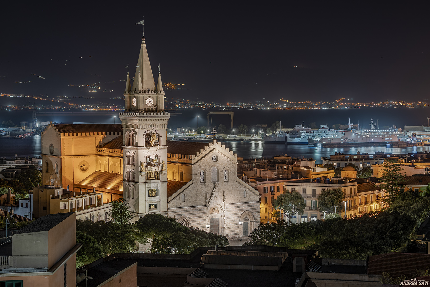 Duomo di Messina, panoramica notturna del 03 Agosto 2021