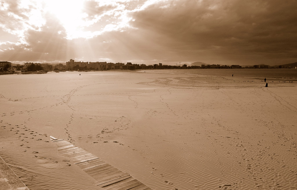 Spiaggia sephia rotonda