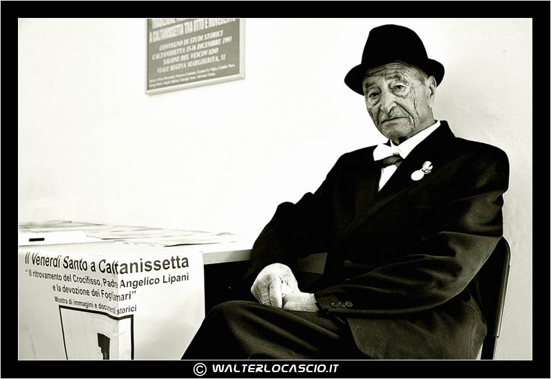 L'uomo con le medaglie