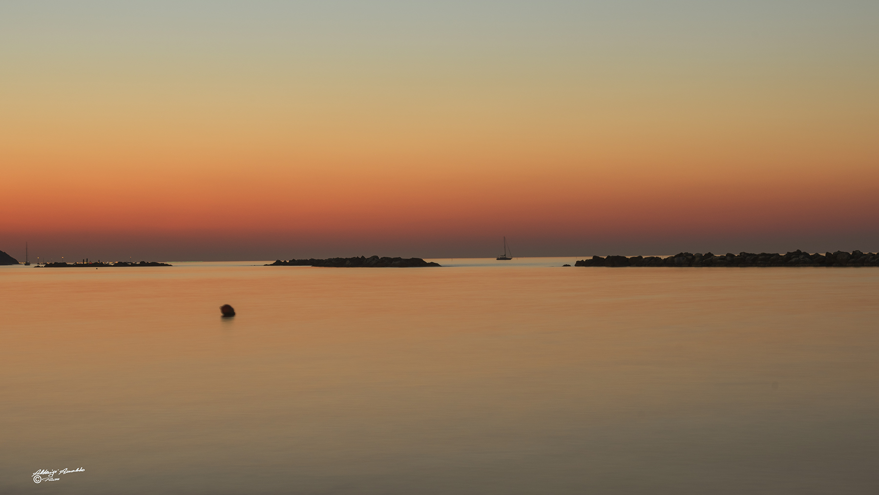 Osservare il tramonto in silenzio..